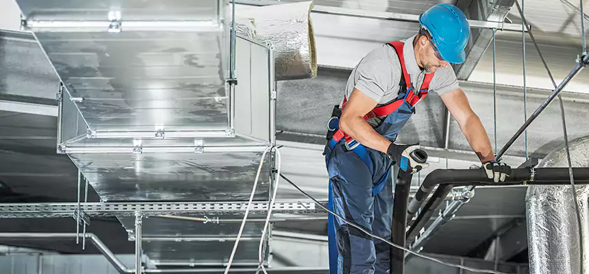 Precise Air Duct Vent Installation in Cloverleaf